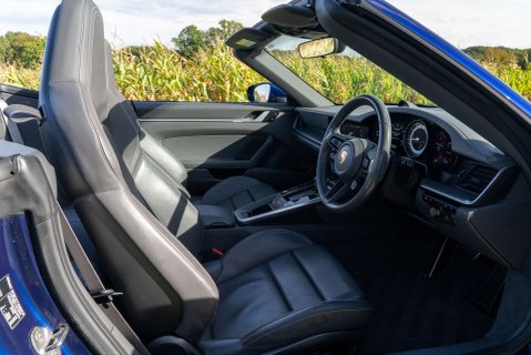 Porsche 911 3.0 911 Carrera S Semi-Auto 2dr 9
