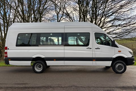 Mercedes-Benz Sprinter 519 4x4 14 Str Minibus - Air Con Con - Ex MOD 12
