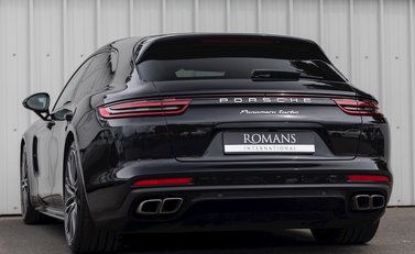 Porsche Panamera Turbo Sport Turismo 3