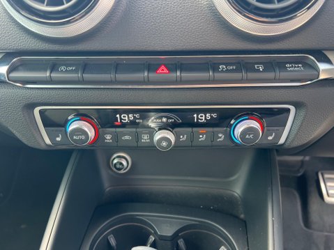 Audi A3 1.4 TFSI CoD S line Sportback S Tronic Euro 6 (s/s) 5dr 33