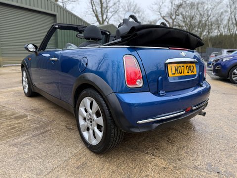 Mini Convertible 1.6 One 2dr 8