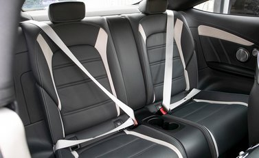 Mercedes-Benz C Class C63 S Coupe 13