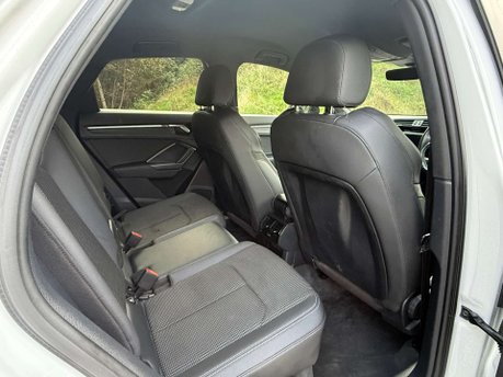 Audi Q3 1.5 TFSI CoD 35 Black Edition Sportback 5dr Petrol Manual Euro 6 (s/s) (150 35