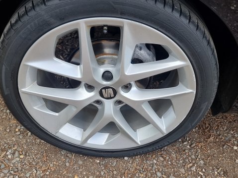 SEAT Leon ECOTSI FR TECHNOLOGY 12