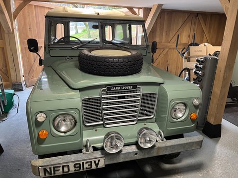 Land Rover 88 Series III 4 CYL 19