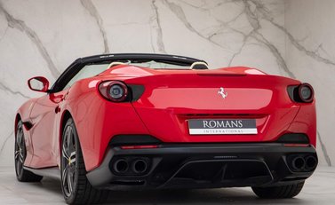 Ferrari Portofino 4