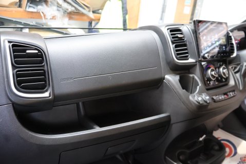 Fiat Ducato Laika 646 ECOVIP 180 BHP Auto huge factory upgrades cost new £98K    51