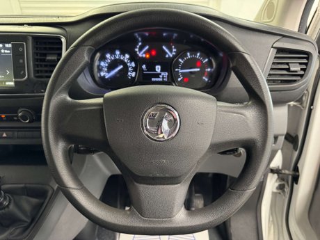 Vauxhall Vivaro 2.0 Vivaro 3100 Dynamic S/S 12