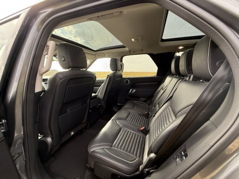 Land Rover Discovery SDV6 HSE 32