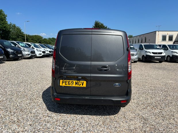 Ford Transit Connect SWB L1H1 Low Roof Limited Air Con Alloys Sensors EURO 6 NO VAT 7
