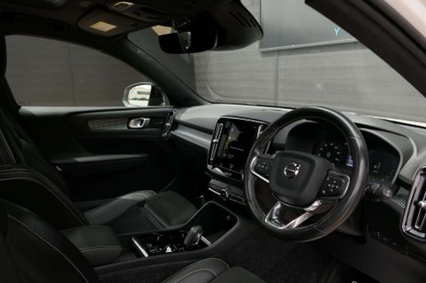 Volvo XC40 1.5 XC40 R-Design T4 Recharge Auto 5dr 22