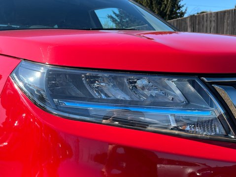 Suzuki Vitara SZ-T BOOSTERJET MHEV 17