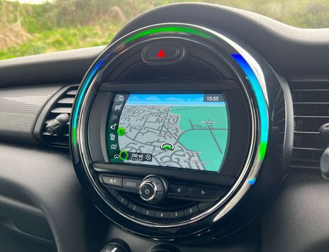 Mini Hatch 1.5 Cooper Sport 3dr 21