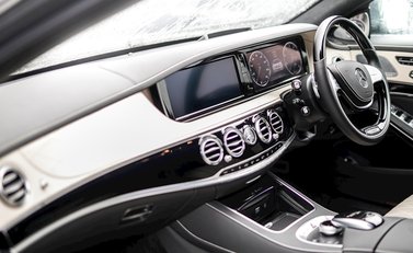 Mercedes-Benz M Class S600 40