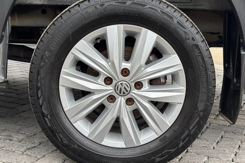 Volkswagen Crafter CR35 177 ps Tdi Trendline 4Motion DSG Panel Van - Diff Lock 35