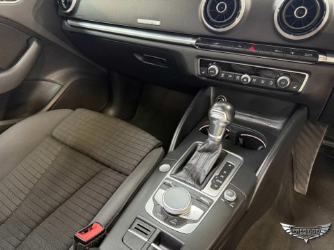 Audi A3 1.4 TFSI e-tron Sportback e-S Tronic Euro 6 5dr 8.8kWh 30