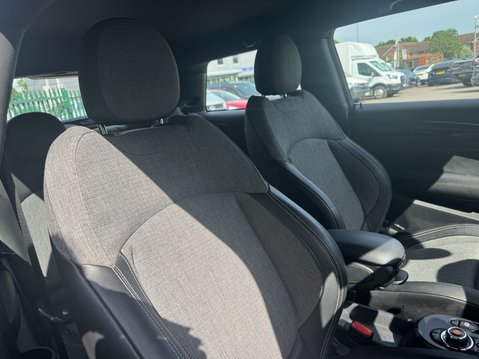 Mini Hatch (Sold) Cooper SE 32.6kWh Level 2 Hatchback 3dr Electric Auto (184 ps) 12