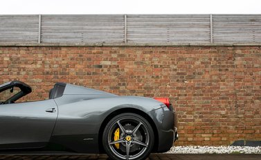 Ferrari 458 Spider 30