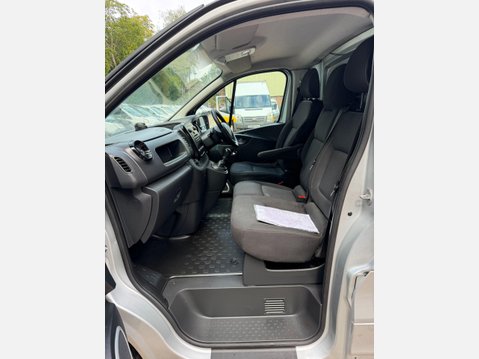 Vauxhall Vivaro 1.6 CDTi 2900 Sportive Panel Van 5dr Diesel Manual L2 H1 Euro 6 (120 ps) 35