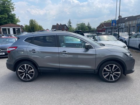 Nissan Qashqai 1.2 DIG-T Tekna 2WD Euro 6 (s/s) 5dr 2
