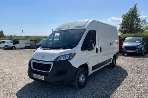 Peugeot Boxer MWB L2H2 Medium Roof 350 Air Con Nav EURO 6 NO VAT