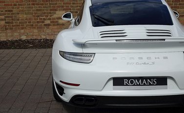 Porsche 911 (991) Turbo S 17