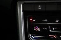 Volkswagen T-Roc STYLE TSI DSG 11