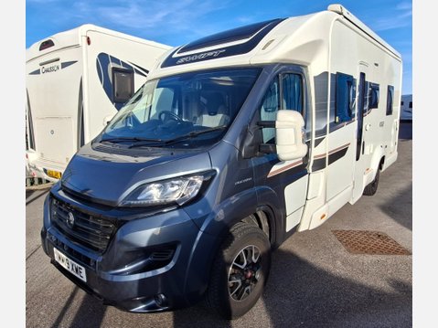Swift Escape 694 Vogue Edition AUTO 1