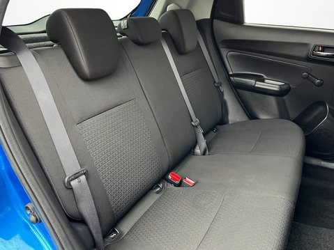 Suzuki Swift 1.0 Boosterjet SZ-T 5dr 29