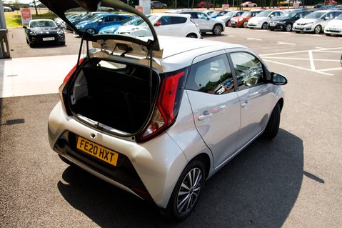 Toyota Aygo VVT-I X-PLAY 36
