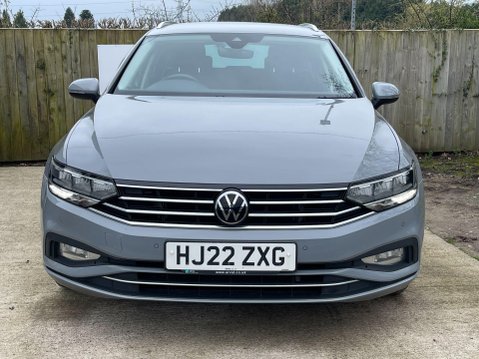 Volkswagen Passat 2.0 TDI EVO SEL Euro 6 (s/s) 5dr 9
