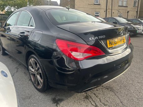 Mercedes-Benz CLA Class CLA 180 SPORT 6