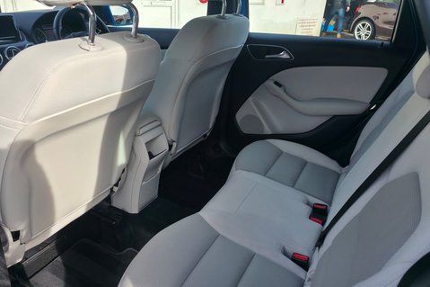 Mercedes-Benz B Class B180 BLUEEFFICIENCY SE LOOK! FULL SERVICE HISTORY! 10 MERCEDES SERVICES! 20