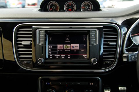 Volkswagen Beetle R LINE TDI BLUEMOTION TECHNOLOGY 18