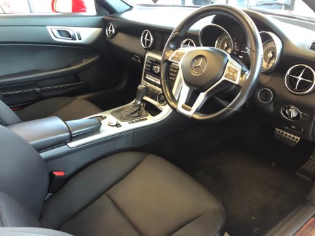 Mercedes-Benz SLK SLK250 CDI BLUEEFFICIENCY AUTOMATIC Good S/History 3