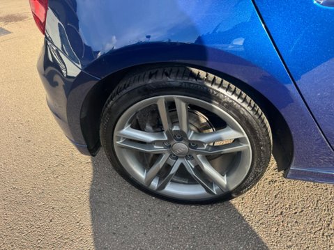 Audi A1 1.6 TDI S line Sportback Euro 5 (s/s) 5dr 14