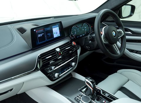 BMW M5 Competition 15