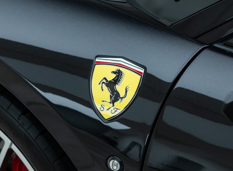 Ferrari F8 Tributo 31