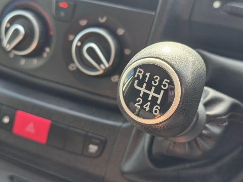 Peugeot Boxer Riviera Motors Conversion 20