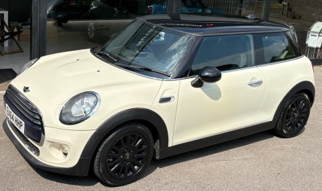 Mini Hatch Cooper 1.5 Petrol Automatic Chili Media XL 3 door- SAT NAV+LEATHER £20 tax 9