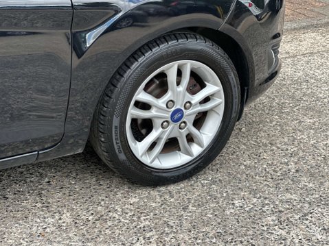 Ford Fiesta 1.2 Fiesta Zetec 5dr 28