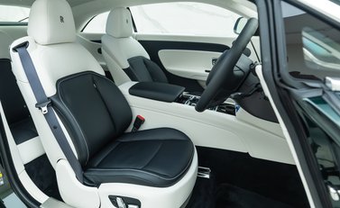 Rolls-Royce Spectre 11