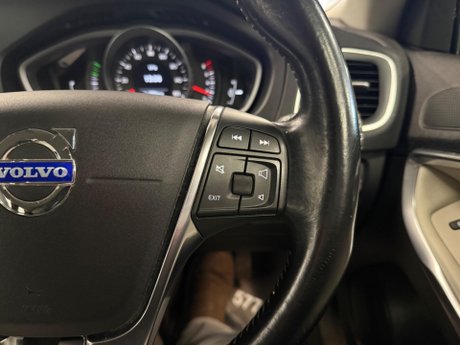Volvo V40 1.6 T2 SE Euro 5 (s/s) 5dr 16