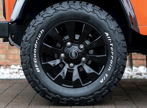 Land Rover Defender 90 Adventure 10