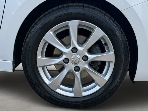 Vauxhall Corsa 1.2 Design 5dr 12