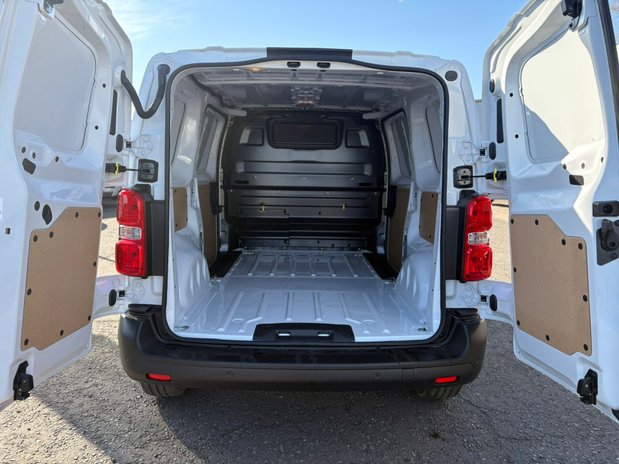 Fiat Scudo SCUDO L1 DIESEL1.5 MultiJet 120 Van 8