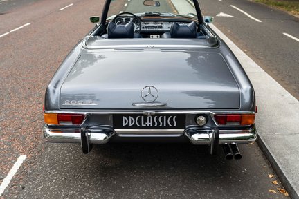 Mercedes-Benz SL Series 280 SL Pagoda 24