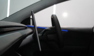 Tesla Model Y PREMIUM LONG RANGE AWD Diamond Black GROK AI Heated & Vented Seats 1 Owner 18