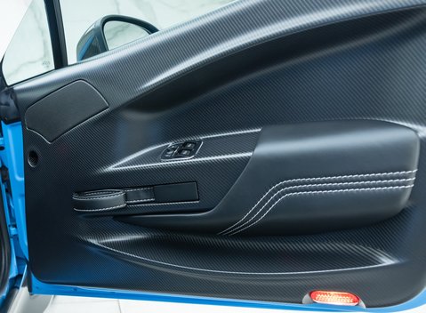 Aston Martin Vantage GT8 22