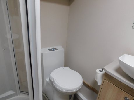 Elddis Majestic 175 2 BERTH MOTORHOME. PEUGEOT 2.0 BLUE HDI CHASSIS 32